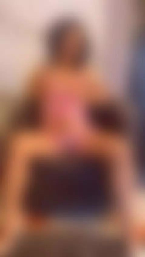 Come and enjoy my live show thought only to please you and f... by arinnarussell