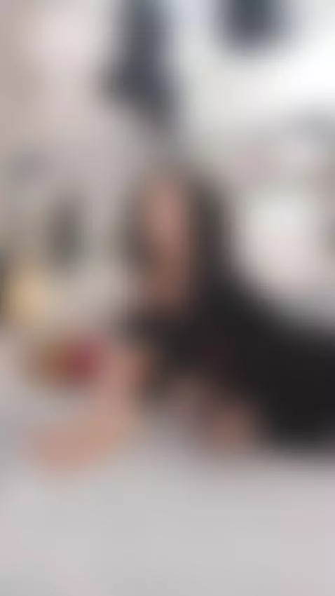 Happy birthday to me, I feel very sexy 👑🎉 by arinnarussell