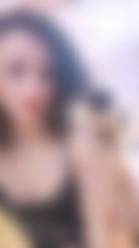 Do you want to catch me in four love? 😈🍑 by arinnarussell