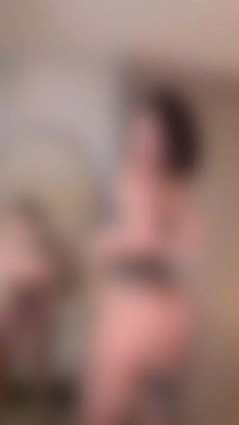 My outfit of the day reflected in the mirror ✨, what's your ... by lauraroldanc