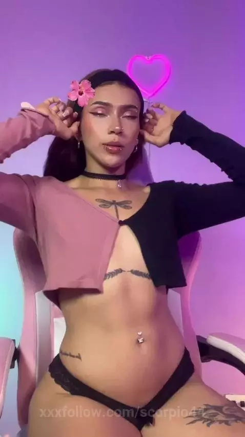 Like if you'd like to kiss me 👉🏻👈🏻 by scorpio44