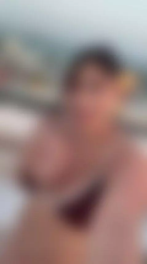 HUGE BOOBS FOR YOU by sussierogers