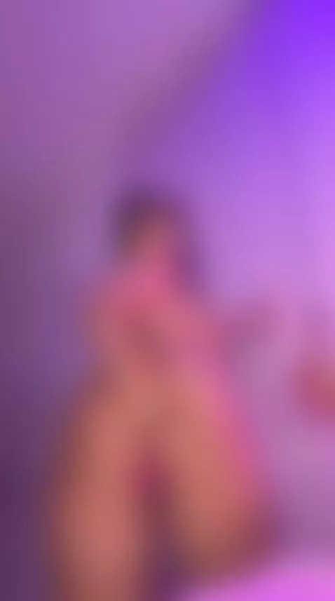 Live now!! by sussierogers