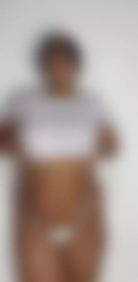 Online and Wet 4u💋💦 by sussierogers