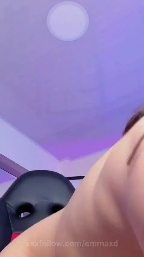 Do you enjoy the view? by emmaxd