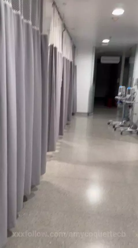 Instagram @carogommeez
HOSPITAL BOOBS! 🚨🚑🔥 by amycoquettecb