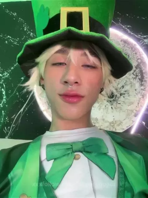 Make me hard and I'll give milk to my by jaspercooper