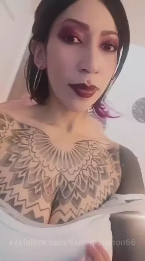 Vampire milf, short hair, big love by sam-mansson66