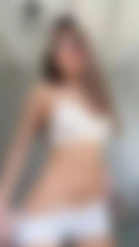 petite with big booobs. by ariadomenec