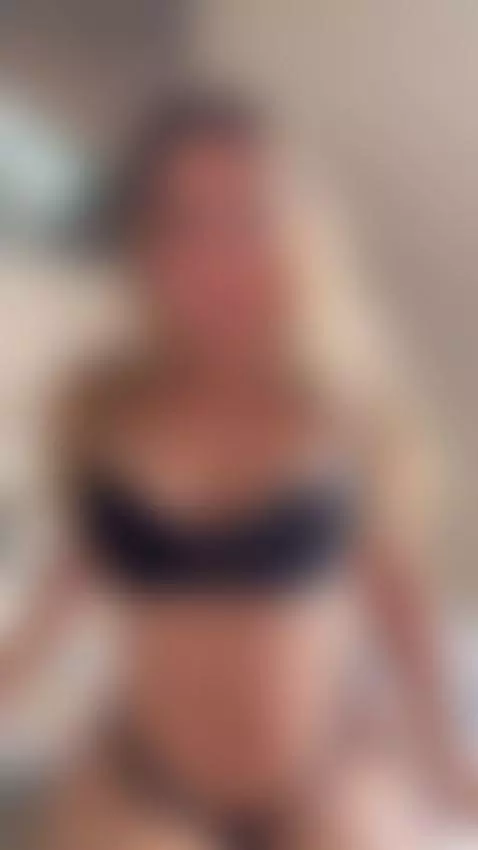 My lingerie clack look good? by keiitlyn