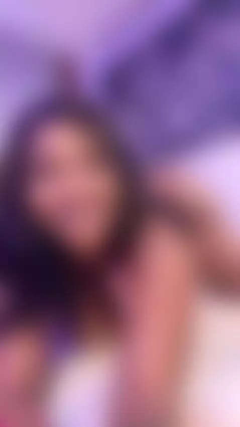 ONLINE NOW , Its Monday its the perfect time to play Hot gam... by alisoncruz