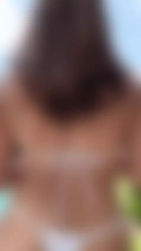 Naked me 😏 by emily-ariaszc