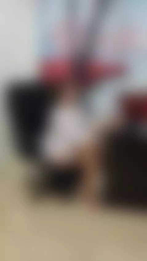 observa bien 
no es lo que parece by lizilove13