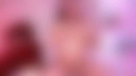 CUTE OILPLAYING💕💦 by sweett-celestee