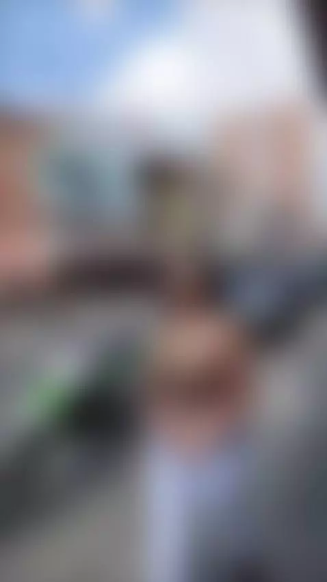 pasaba una linda chica por mi casa la entre y me la folle by juancockactor