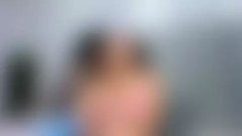 Nos gusta jugar un poco fuerte entre nosotras 😳😳 by emmy-turnner