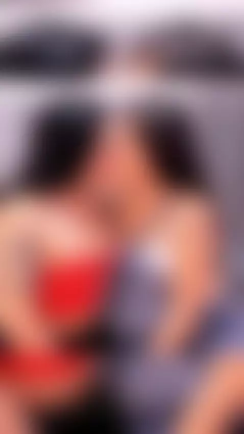 💋 A delicious kiss to reinforce friendship 🔥So we started to... by laiia-page