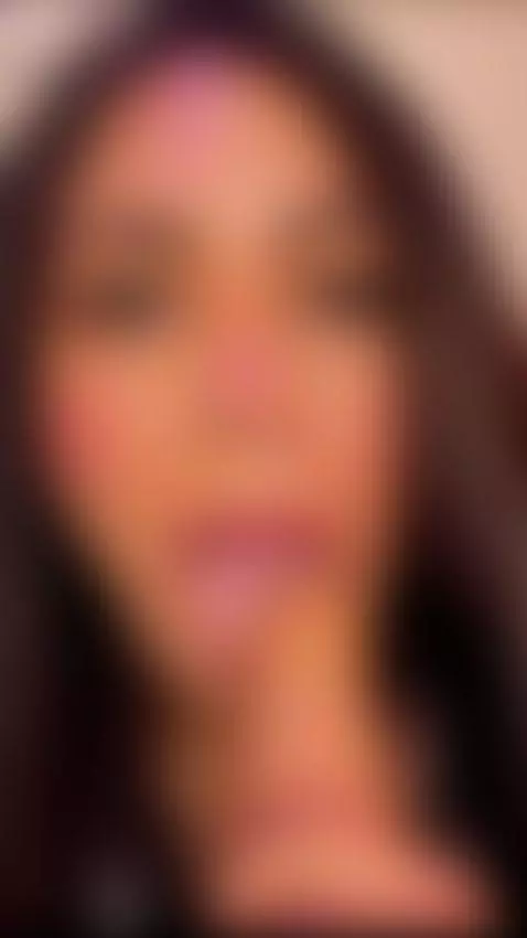 Do you want to break my delicious ass in four? 🍑🔥 by laiia-page