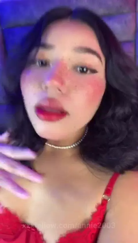 Online!

I'll be waiting for you, let's enjoy! by annie2003