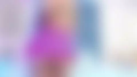 Hot scholgirl wants to fuck! by monserrat-monet