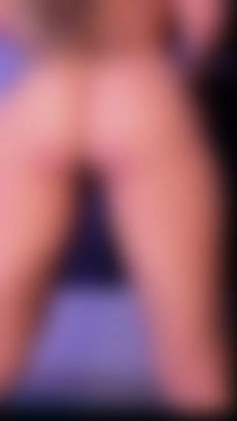 play my wet pussy by dayanara424