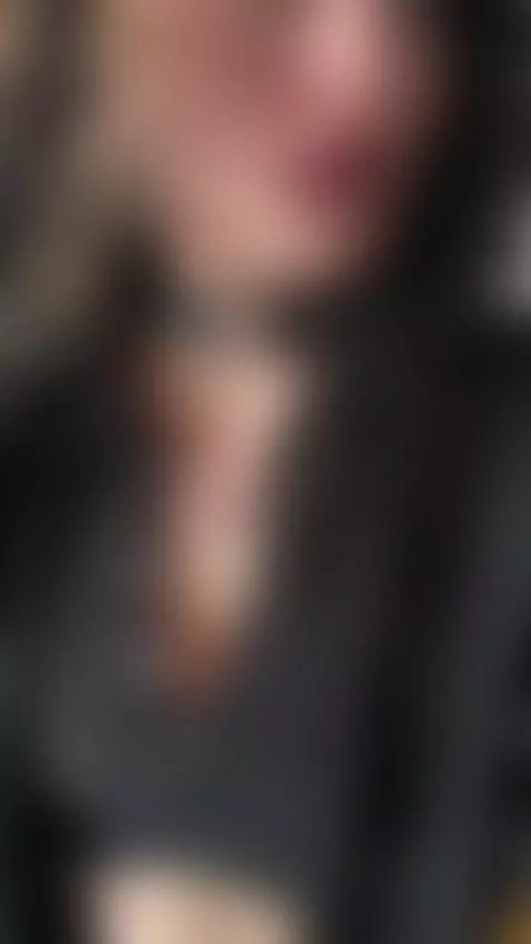 https://www.camsoda.com/jeannesabatier?id=jeannesabatier  Uh... by jeannesabatier