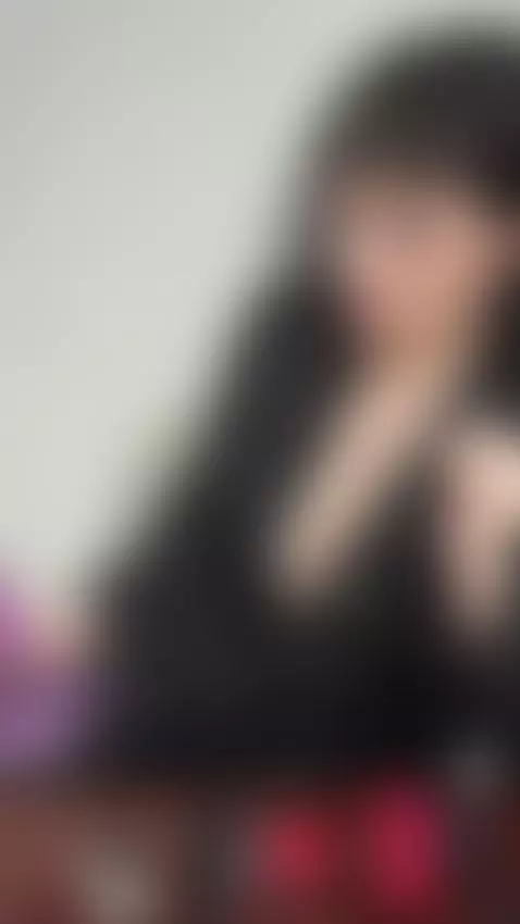 https://www.camsoda.com/jeannesabatier?id=jeannesabatier  Wh... by jeannesabatier