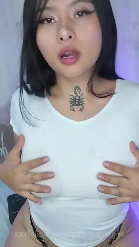 I am very horny, do you want to start to undress me? 💋 by milu-cardenas