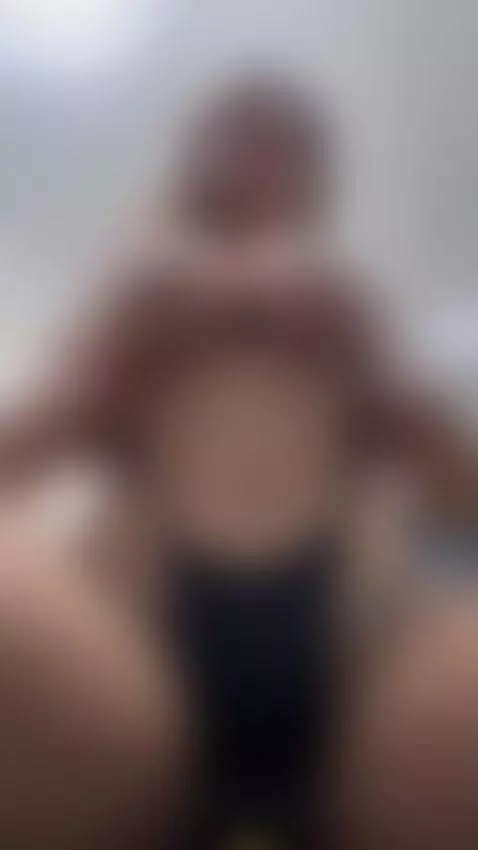 bouncing huge tits by brianapreston