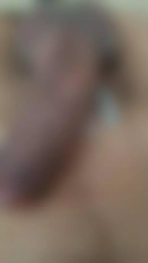 What are you waiting for to come and pump my milk? 
que espe... by arieslatin11