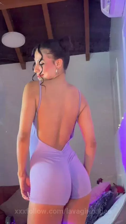 I get creative with my Tik Tok, did you like my butt?🍑🍑🍑🍑 by lavagirlbabee