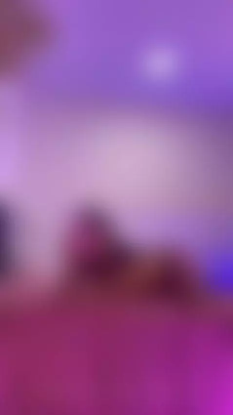 I slowly move my butt for you 🍑 by lavagirlbabee