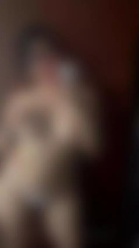 Play with my nipples by miilaklum