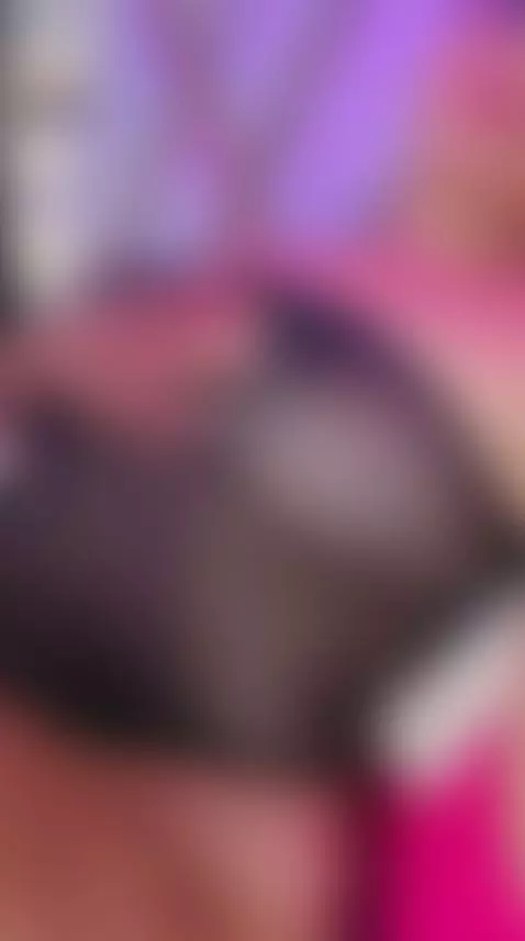 Tell me what you’re thinking… slowly 🥵 by miilaklum