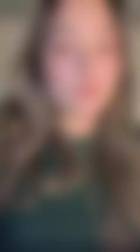IM ONLINE GUYS KISSES AND HUGS... SOON CONTROL LUSH by danyangel01