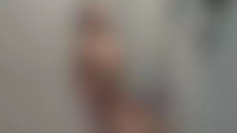 hottie in the shower! by edgesofreality