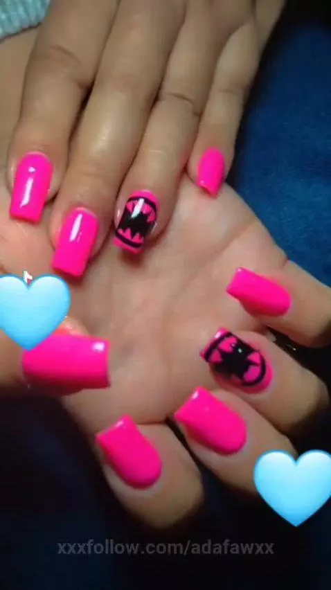 My beautiful pink Batman nails by adafawxx