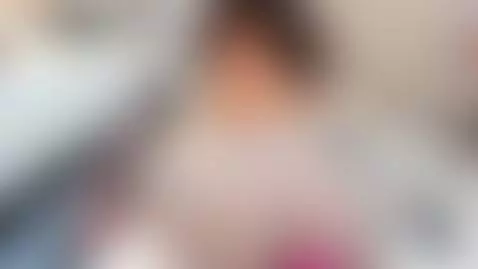 Being around you makes my temperature rise. by mia-gadner