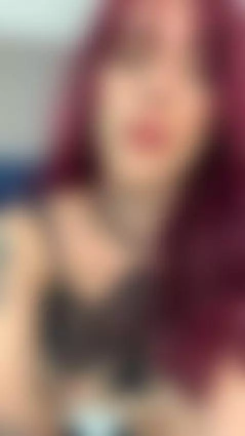 colombian, pussy, public by pariswatson