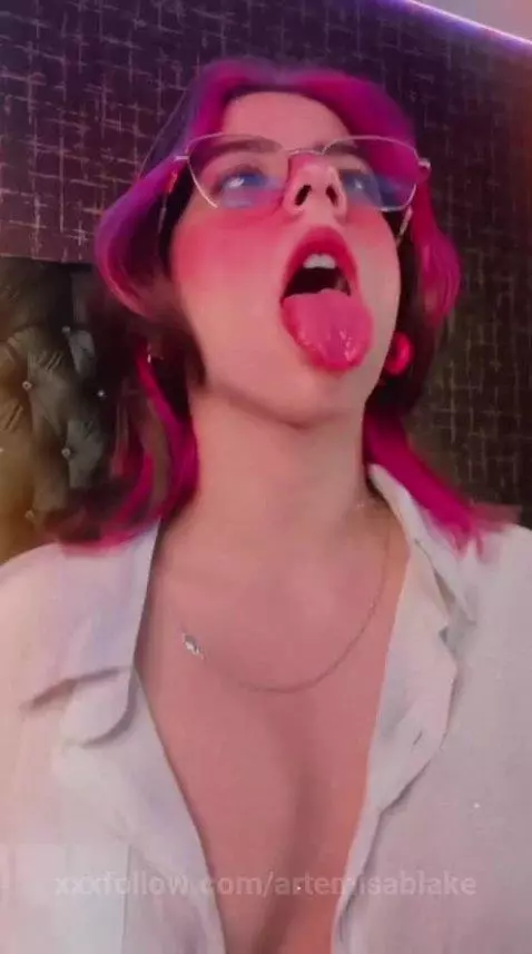 Stop scrolling. You just found what you were looking for 😏 by artemisablake