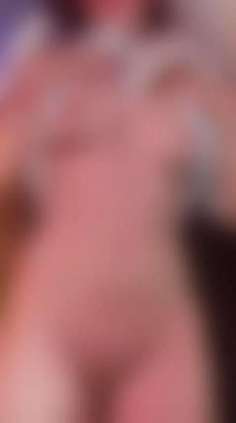 Desire looks better when you’re here watching me live 🔥 by artemisablake