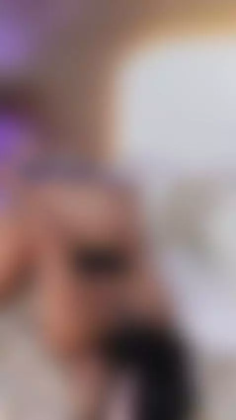 Do you like how it bounces? by bella-jackson69