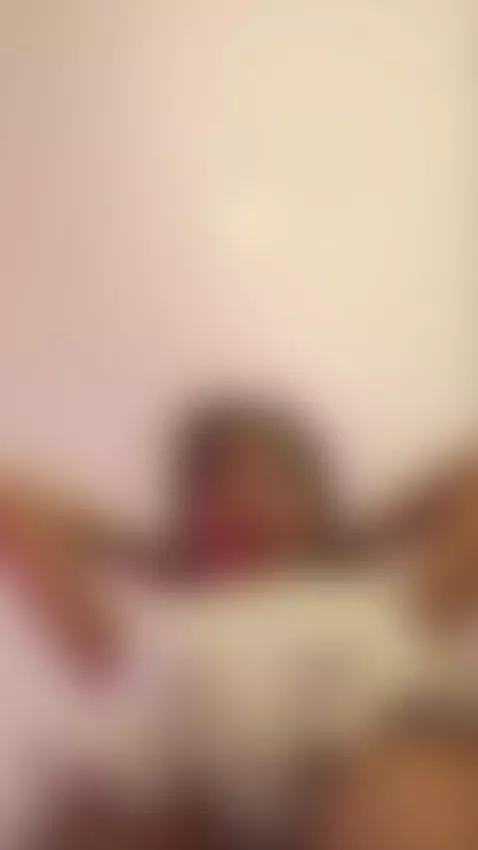 A delicious view to enjoy my pussy by bellaaevans