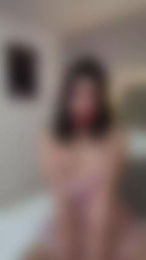 A slow, sensual game by bellaaevans