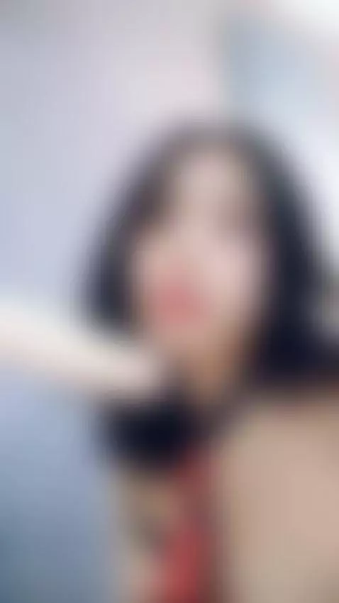 My lips are ready to wrap your desire by bellaaevans