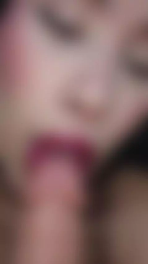 I'm so hot that I can't wait any longer by bellaaevans