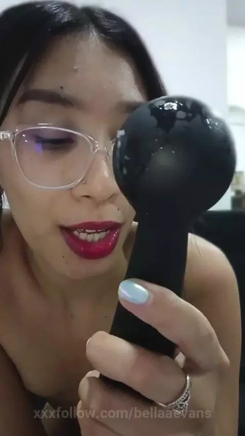 so sexy and horny today by bellaaevans