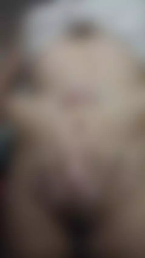 My body shines with desire by bellaaevans