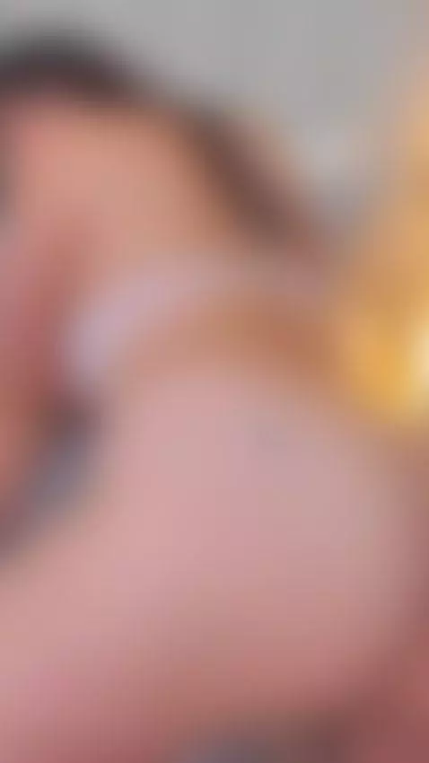 I'm hot, wet, and waiting for you by laurenncurvy