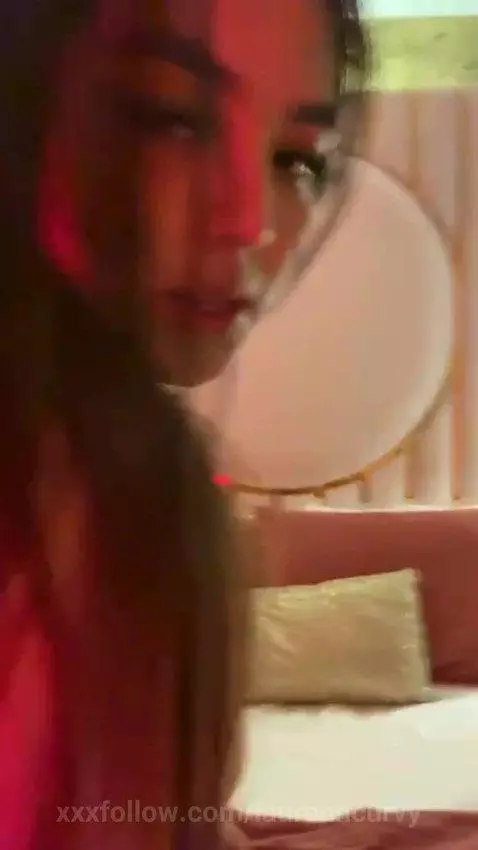 and my gaze begs you to enjoy them. by laurenncurvy